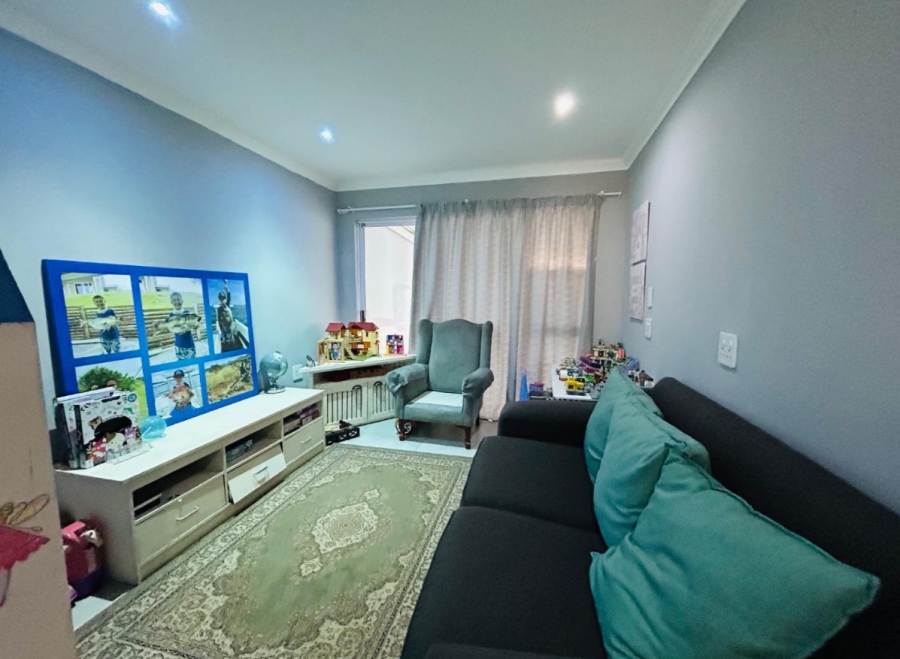 To Let 4 Bedroom Property for Rent in Dorchester Heights Eastern Cape